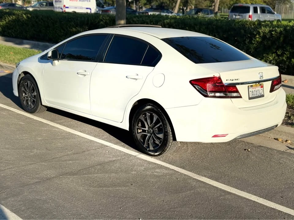 2013 Honda Civic 9th Gen - Image 8 of 12