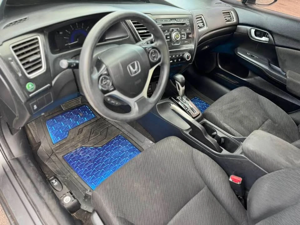 2013 Honda Civic 9th Gen - Image 9 of 13