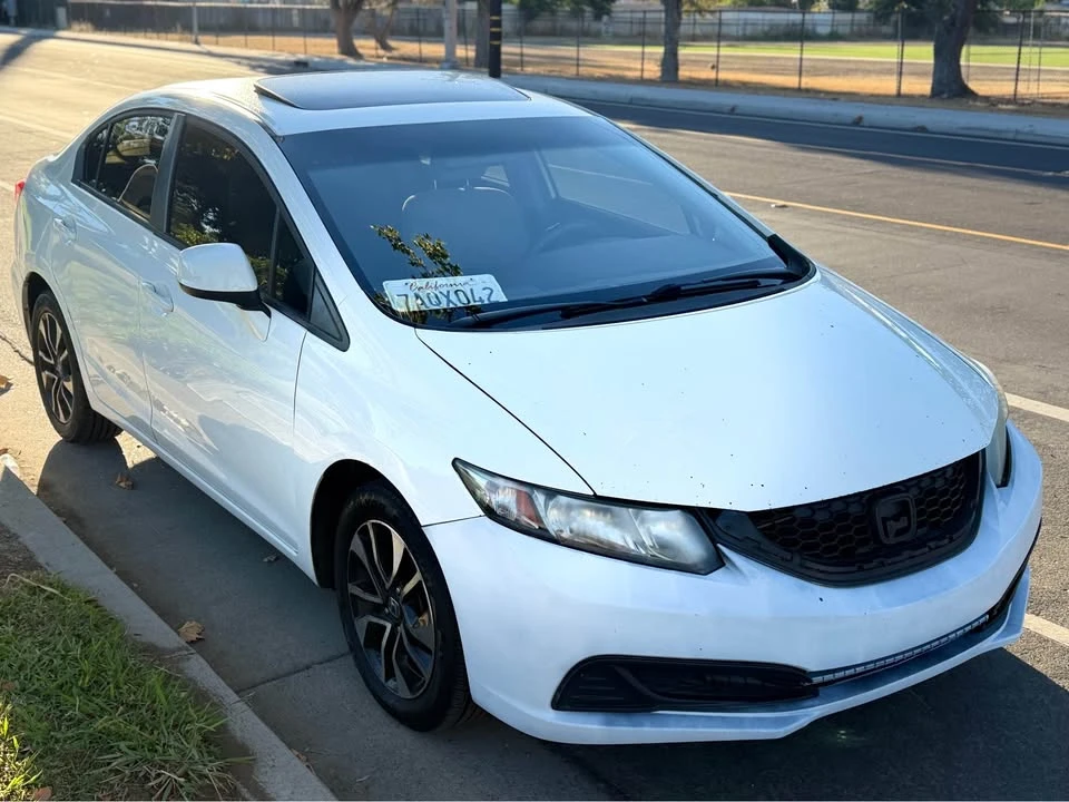 2013 Honda Civic 9th Gen - Image 4 of 11