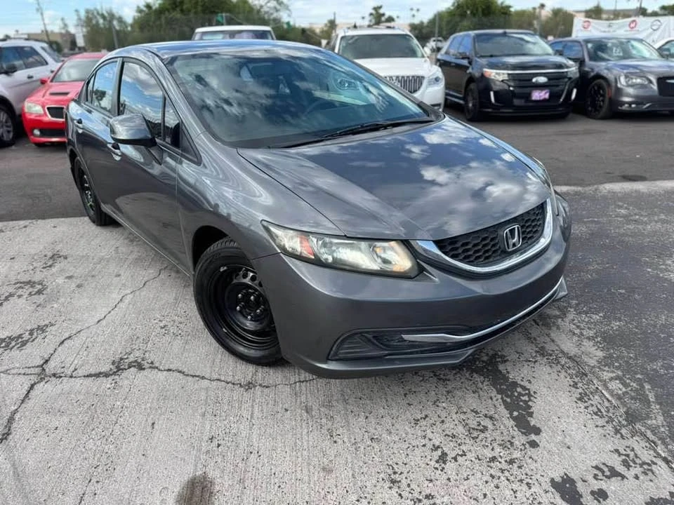2013 Honda Civic 9th Gen - Image 2 of 13