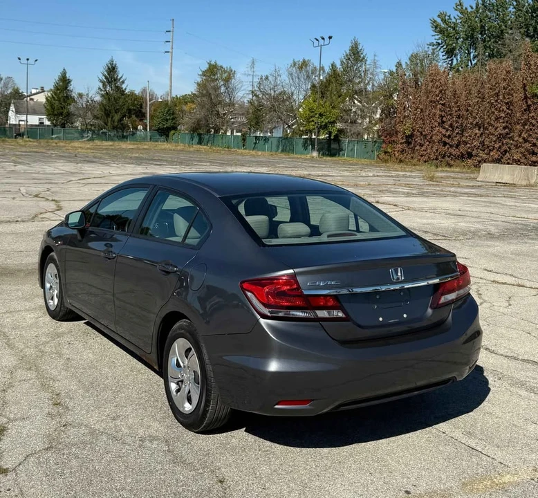 2013 Honda Civic 9th Gen - Image 7 of 20