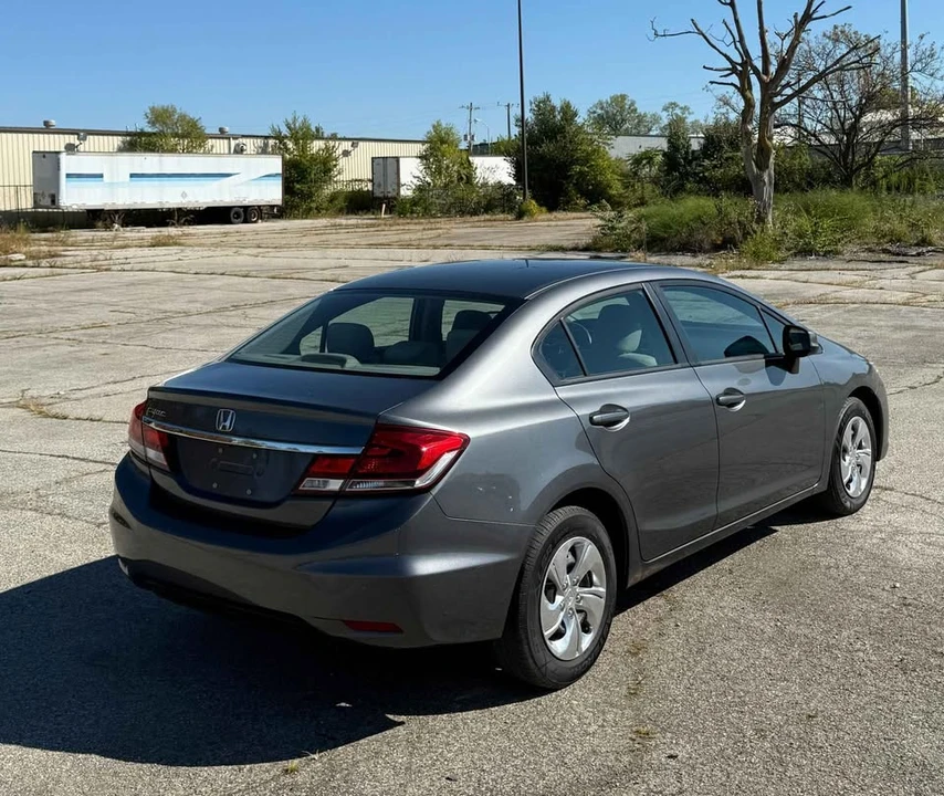2013 Honda Civic 9th Gen - Image 9 of 20