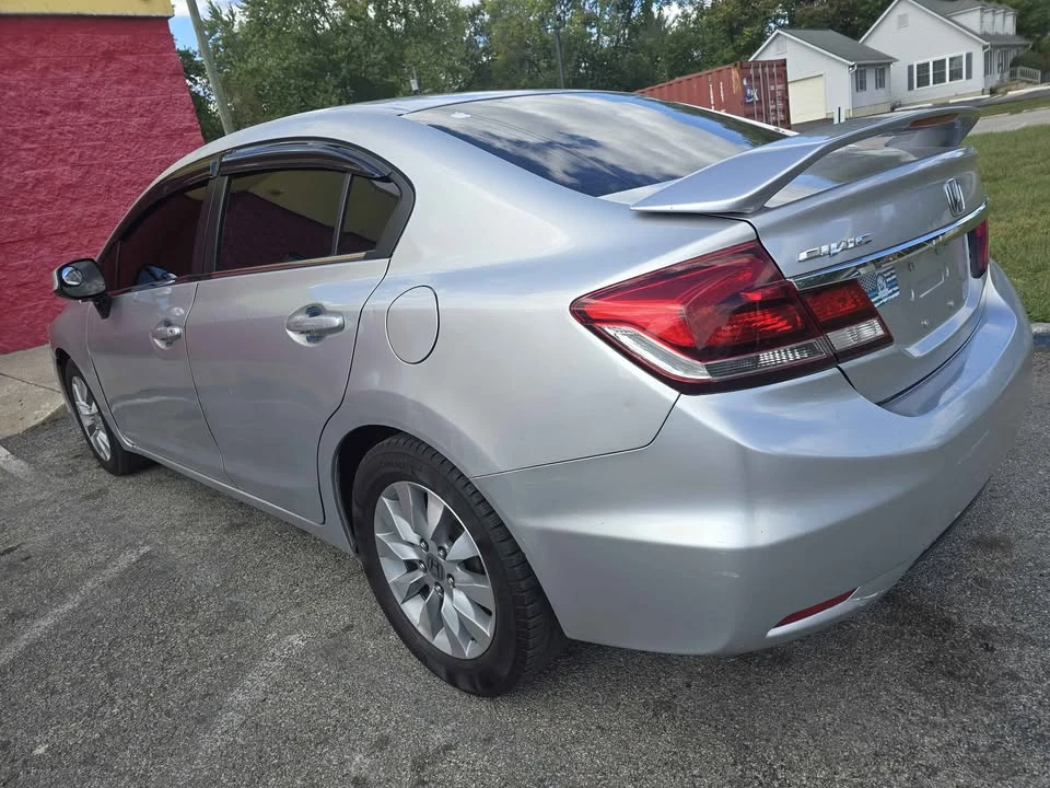 2013 Honda Civic 9th Gen - Image 9 of 9