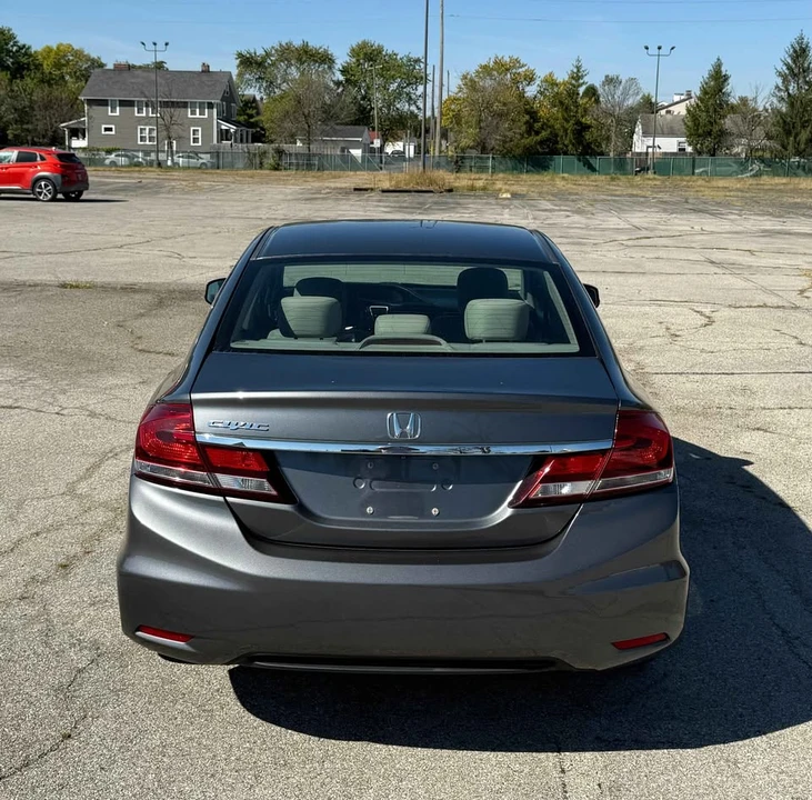 2013 Honda Civic 9th Gen - Image 10 of 20