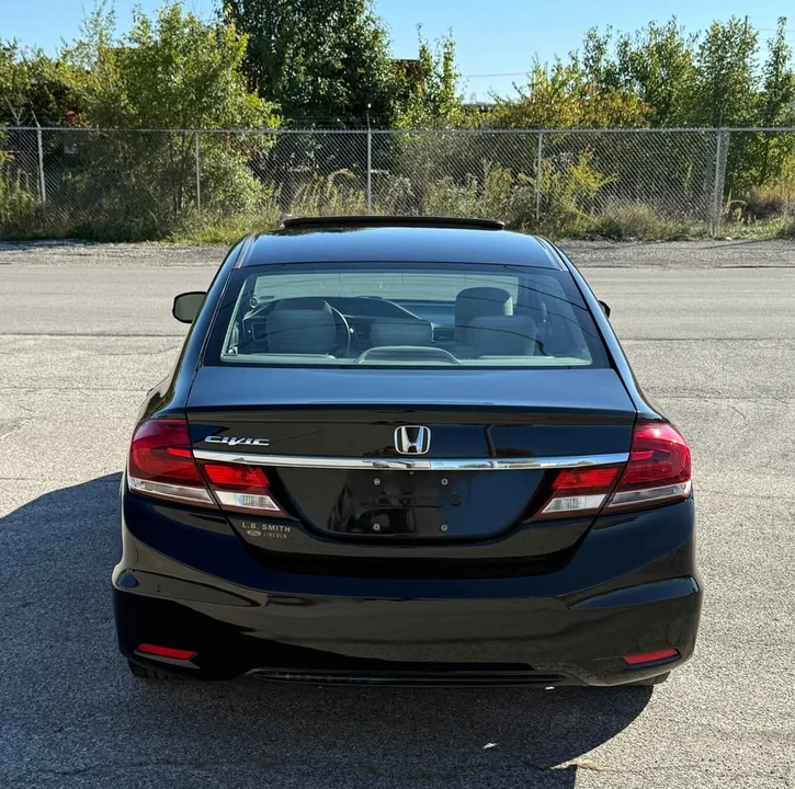 2013 Honda Civic 9th Gen - Image 8 of 19