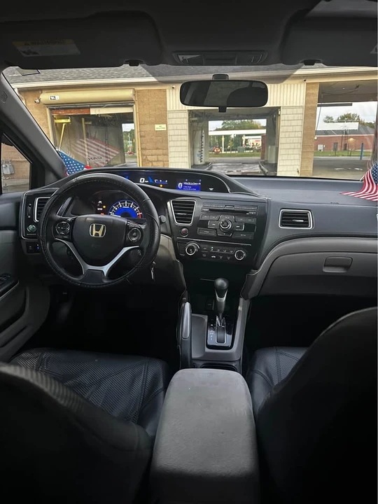 2013 Honda Civic 9th Gen - Image 3 of 4