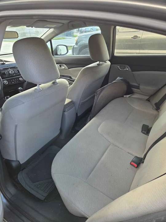 2013 Honda Civic 9th Gen - Image 5 of 10