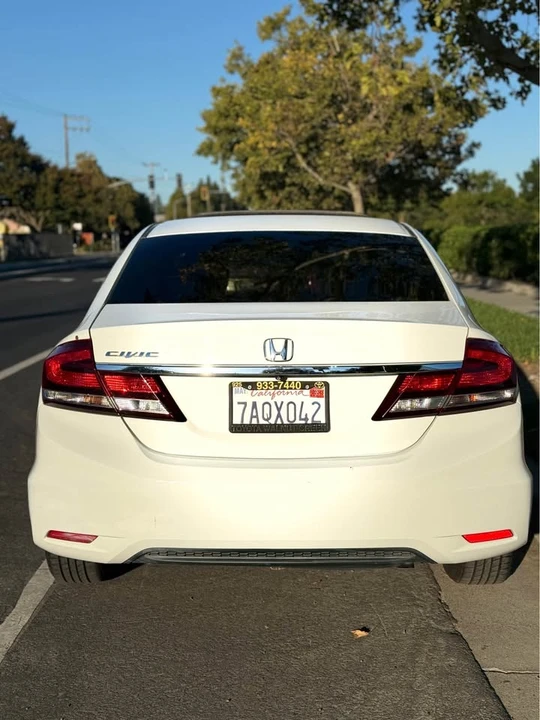 2013 Honda Civic 9th Gen - Image 4 of 12