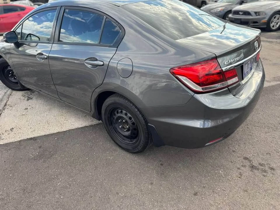2013 Honda Civic 9th Gen - Image 5 of 13