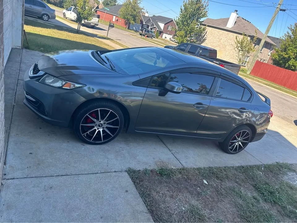 2013 Honda Civic 9th Gen - Image 11 of 12