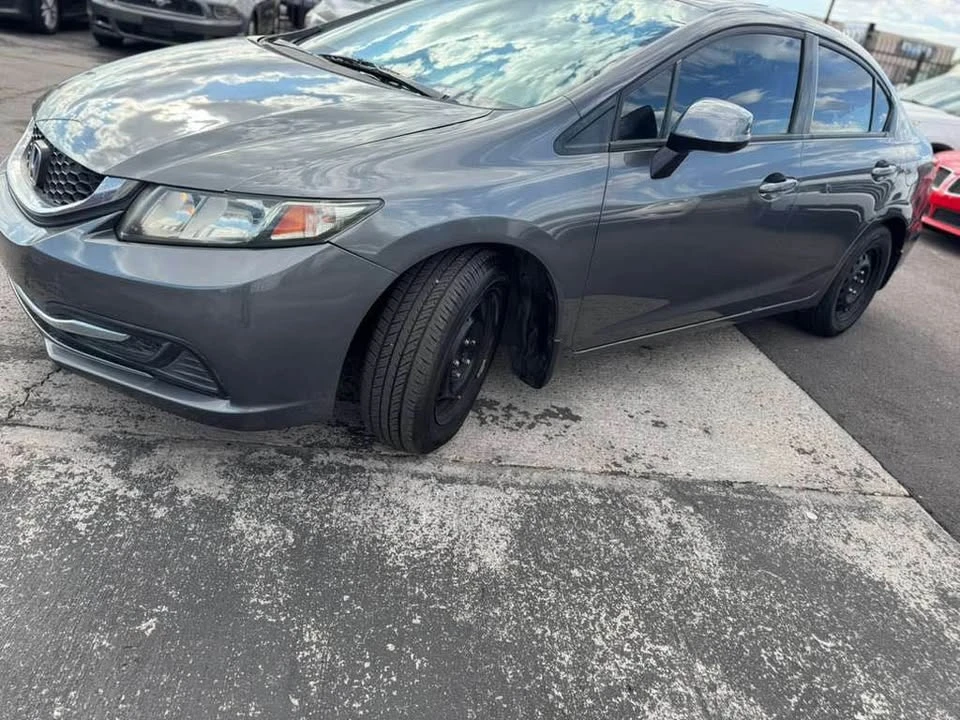 2013 Honda Civic 9th Gen - Image 6 of 13