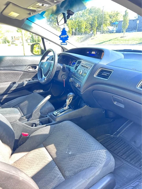 2013 Honda Civic 9th Gen - Image 3 of 7