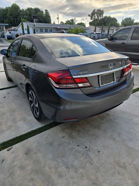 2013 Honda Civic 9th Gen - Image 6 of 10