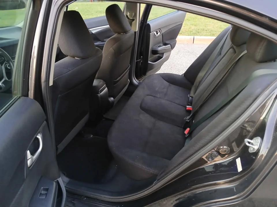 2013 Honda Civic 9th Gen - Image 9 of 14