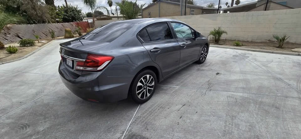 2013 Honda Civic 9th Gen - Image 6 of 18