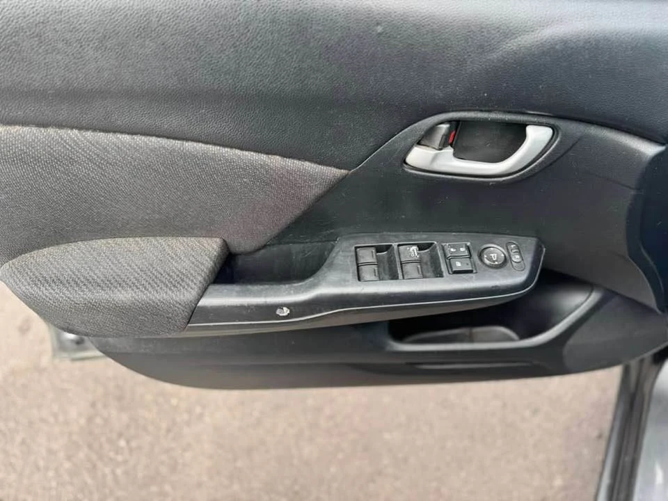 2013 Honda Civic 9th Gen - Image 12 of 13