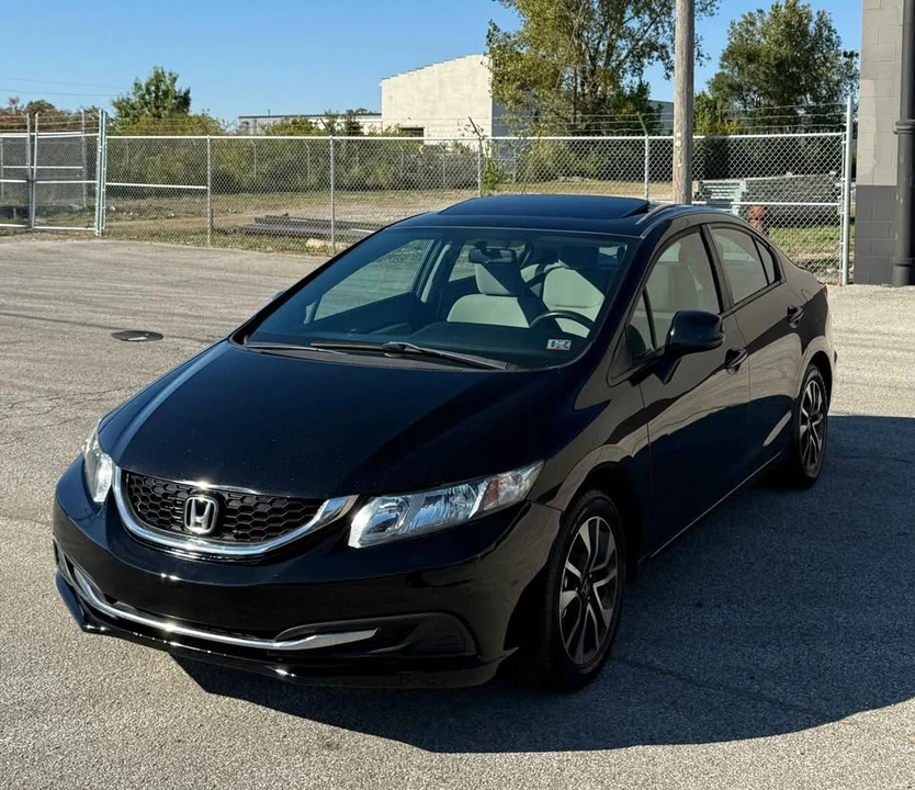 2013 Honda Civic 9th Gen - Image 9 of 19