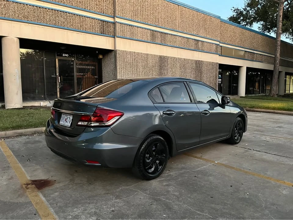 2013 Honda Civic 9th Gen - Image 6 of 10