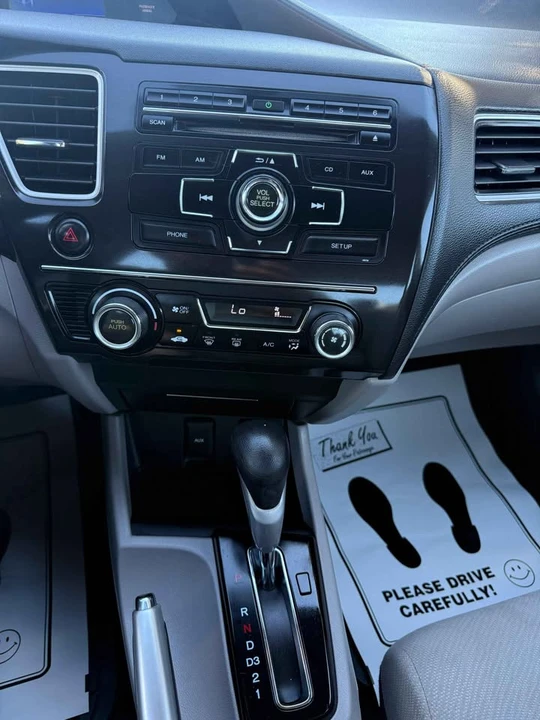 2013 Honda Civic 9th Gen - Image 17 of 19