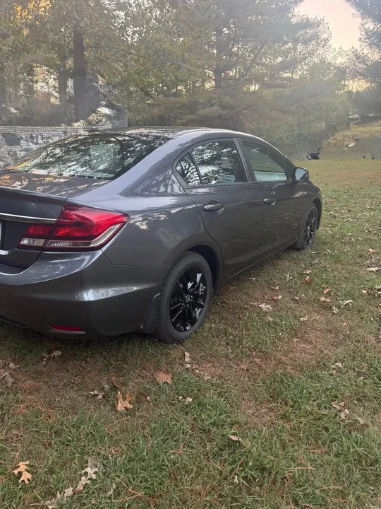 2013 Honda Civic 9th Gen - Image 6 of 12