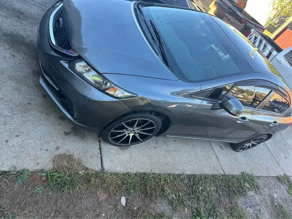2013 Honda Civic 9th Gen - Image 8 of 12