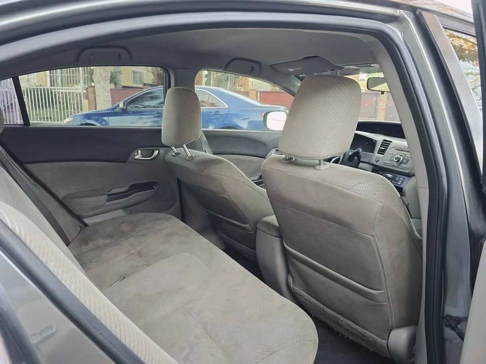 2013 Honda Civic 9th Gen - Image 8 of 15