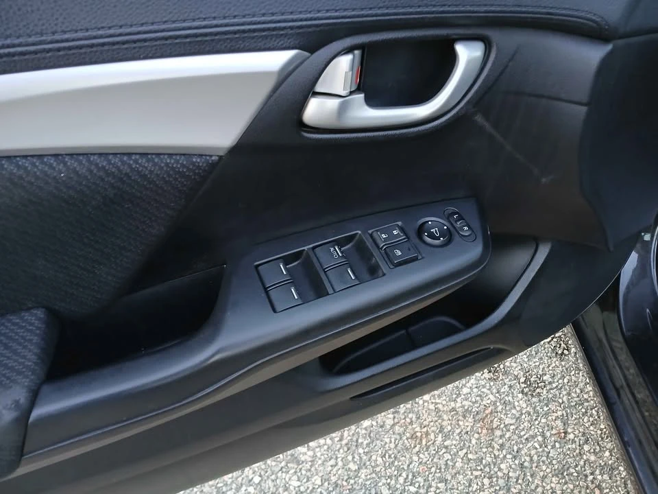 2013 Honda Civic 9th Gen - Image 6 of 14