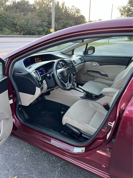 2013 Honda Civic 9th Gen - Image 15 of 19