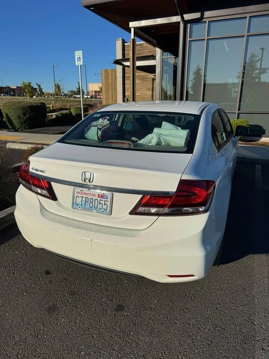 2013 Honda Civic 9th Gen - Image 2 of 5