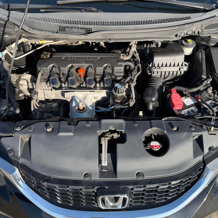 2013 Honda Civic 9th Gen - Image 12 of 17