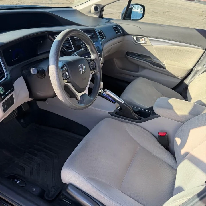 2013 Honda Civic 9th Gen - Image 6 of 17