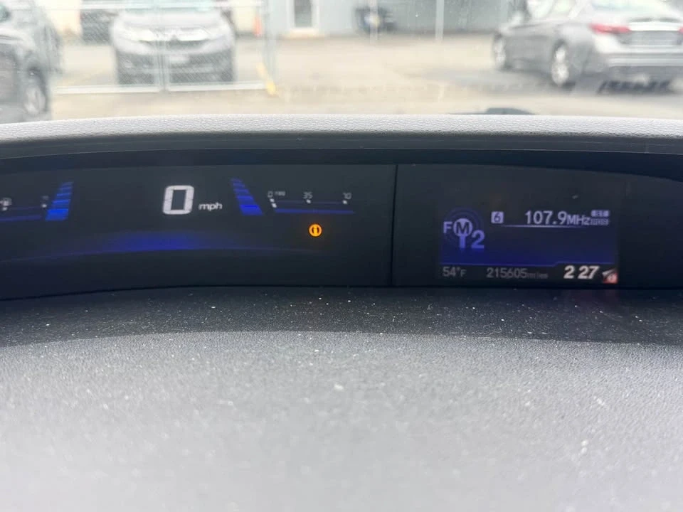 2013 Honda Civic 9th Gen - Image 2 of 10