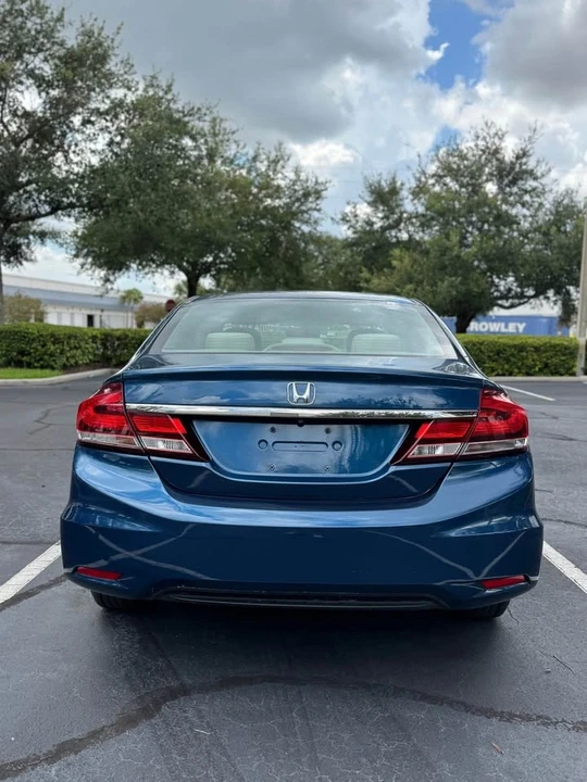 2013 Honda Civic 9th Gen - Image 5 of 8