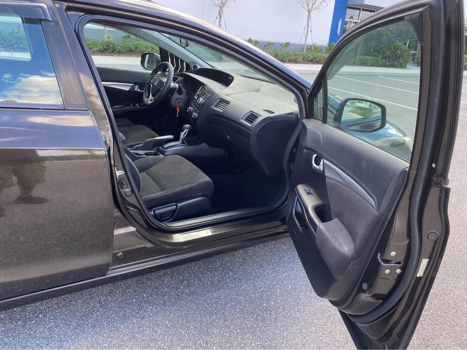 2013 Honda Civic 9th Gen - Image 18 of 20