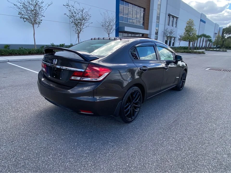 2013 Honda Civic 9th Gen - Image 5 of 20
