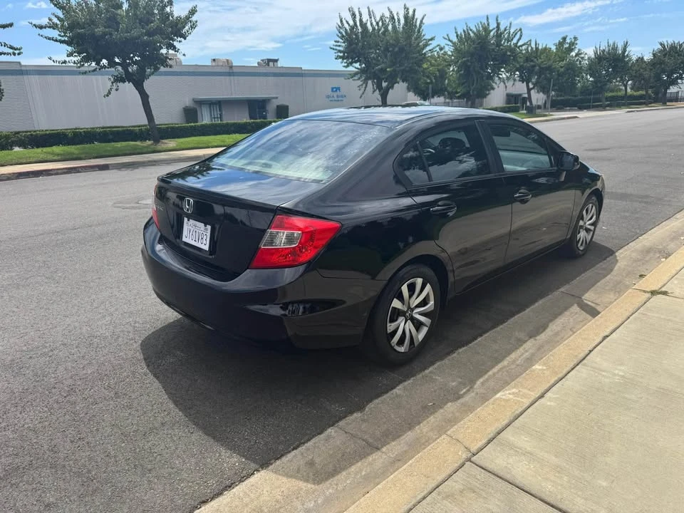 2013 Honda Civic 9th Gen - Image 5 of 7