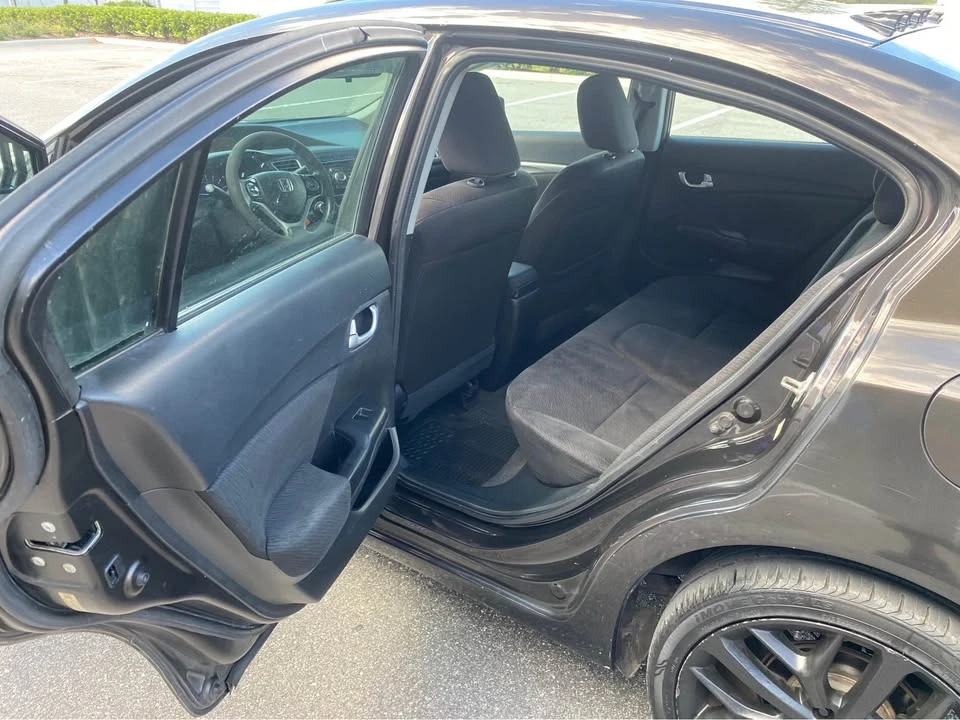2013 Honda Civic 9th Gen - Image 16 of 20