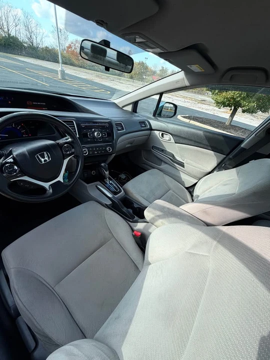 2013 Honda Civic 9th Gen - Image 11 of 13