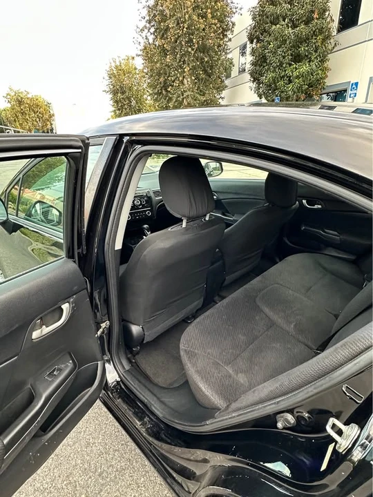 2013 Honda Civic 9th Gen - Image 11 of 16