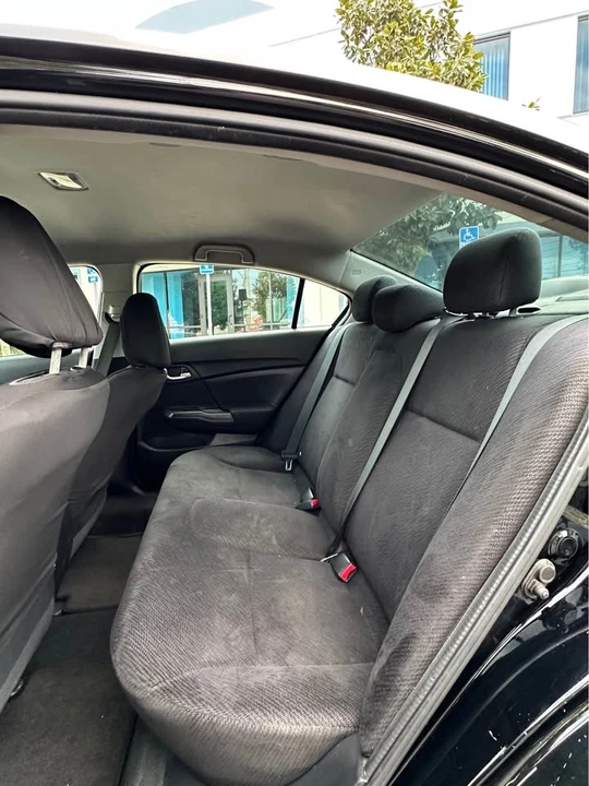 2013 Honda Civic 9th Gen - Image 10 of 16