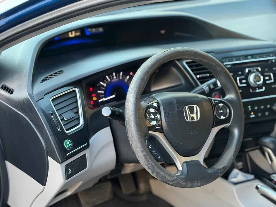 2013 Honda Civic 9th Gen - Image 6 of 7