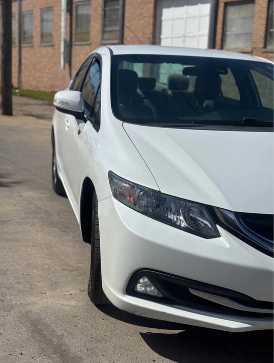 2013 Honda Civic 9th Gen - Image 3 of 7