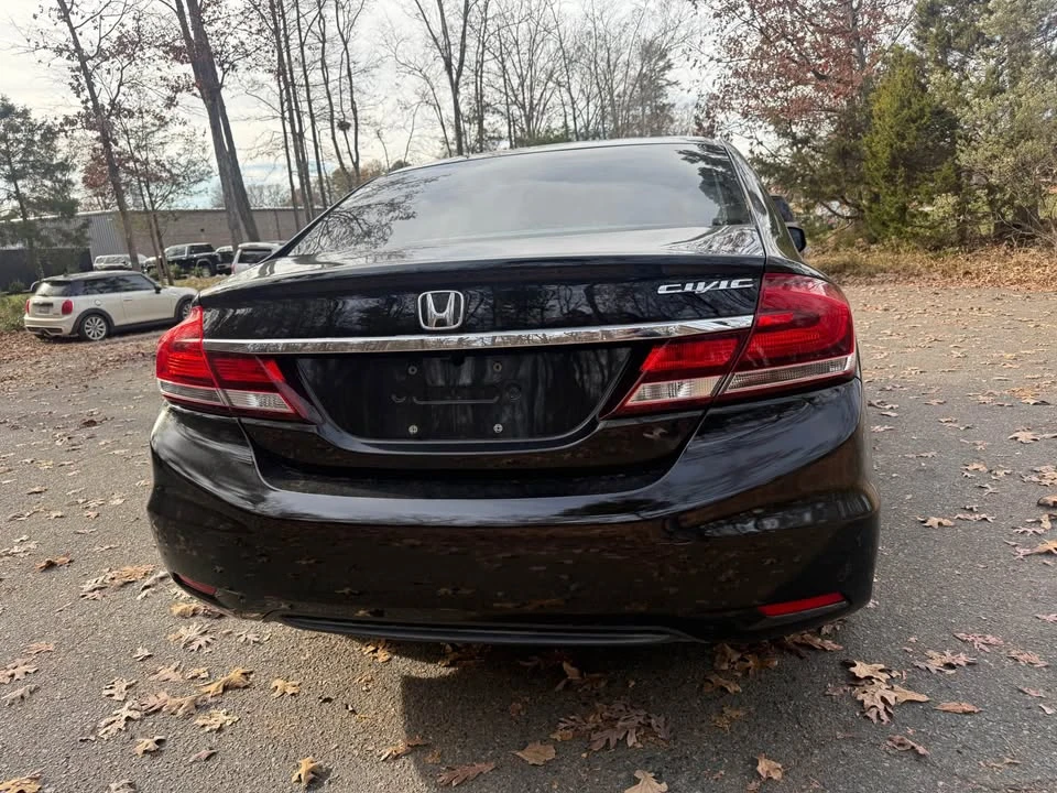 2013 Honda Civic 9th Gen - Image 4 of 13