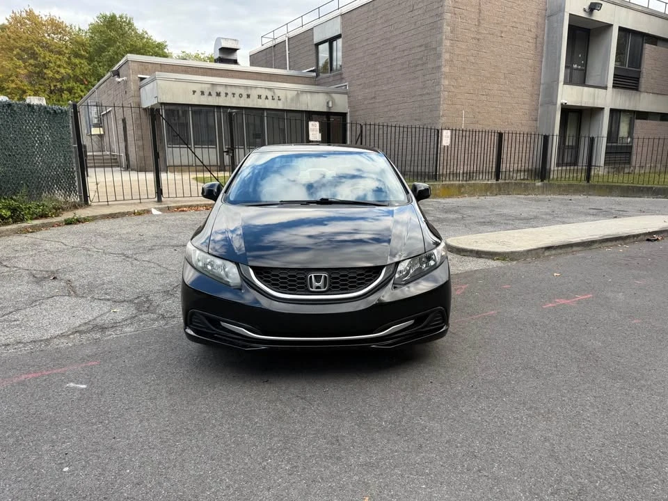 2013 Honda Civic 9th Gen - Image 3 of 9