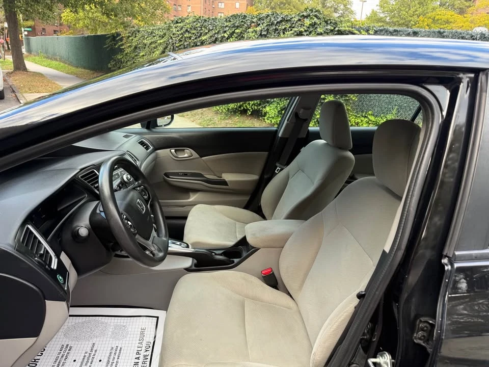 2013 Honda Civic 9th Gen - Image 6 of 9