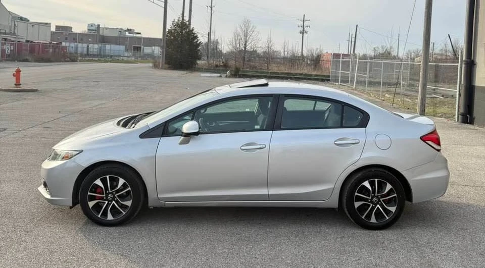 2013 Honda Civic 9th Gen - Image 6 of 19