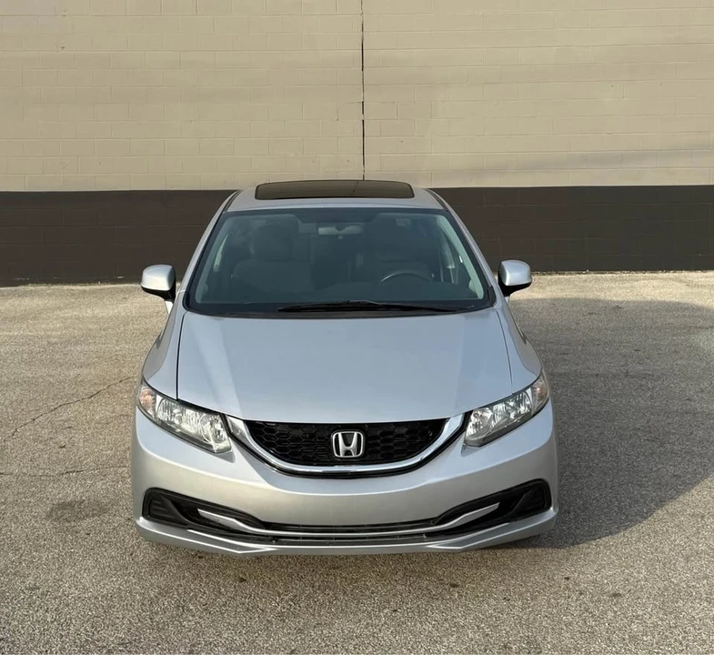 2013 Honda Civic 9th Gen - Image 18 of 19