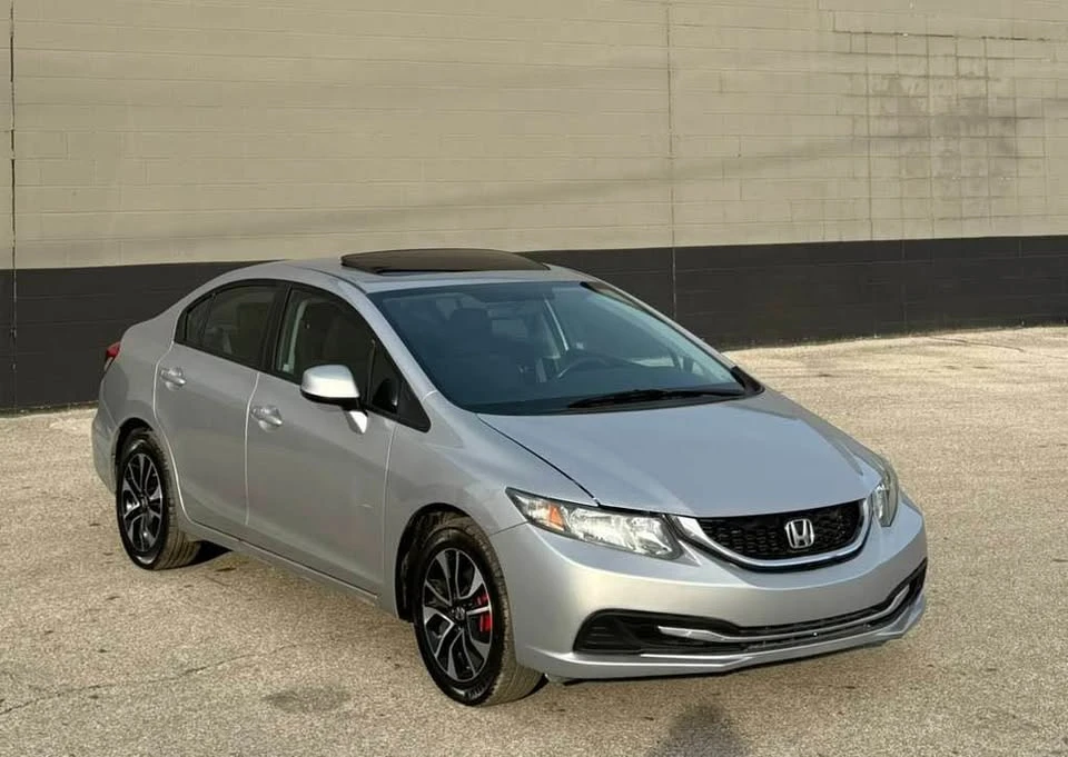 2013 Honda Civic 9th Gen - Image 4 of 19