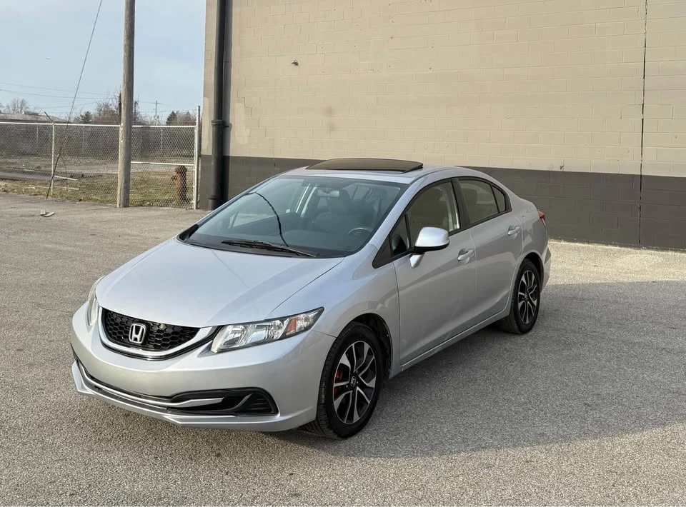 2013 Honda Civic 9th Gen - Image 16 of 19
