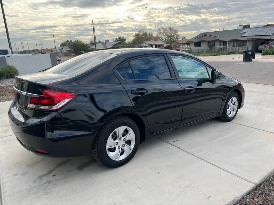 2013 Honda Civic 9th Gen - Image 4 of 12
